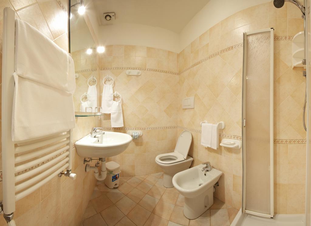 Camere Carli Ассизи Экстерьер фото