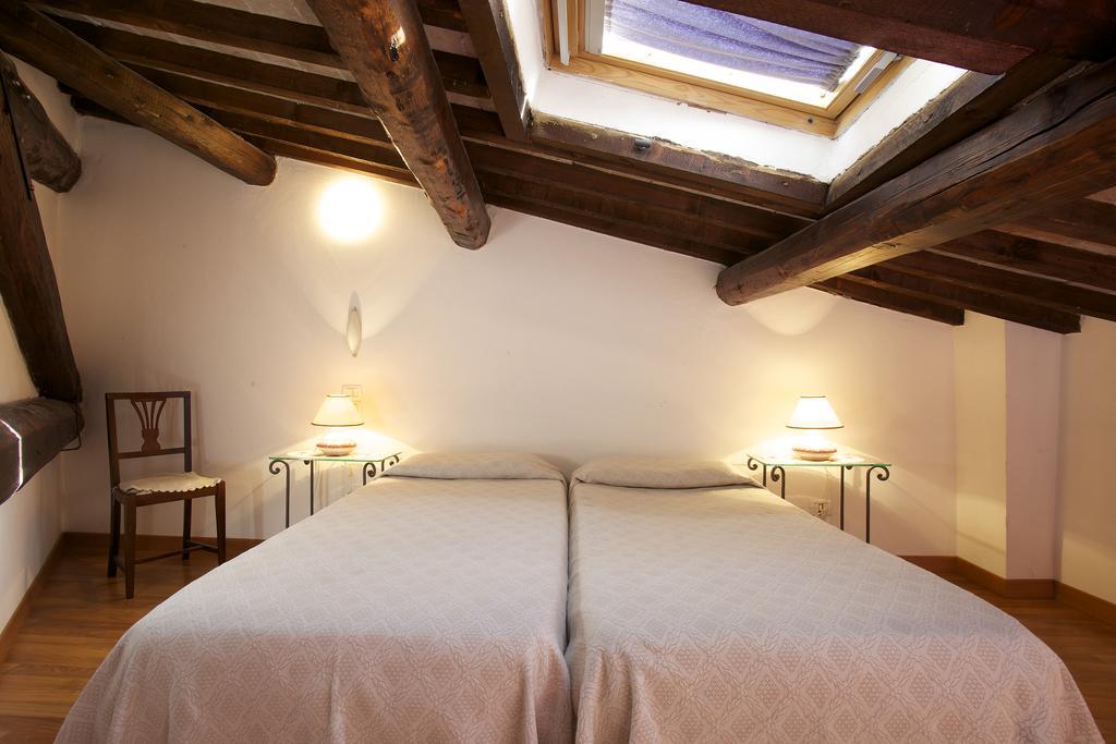 Camere Carli Ассизи Экстерьер фото